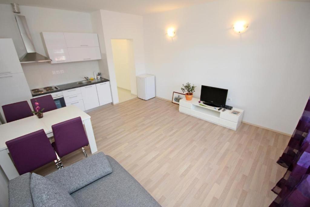 Apartmani Sea Star Makarska Ngoại thất bức ảnh